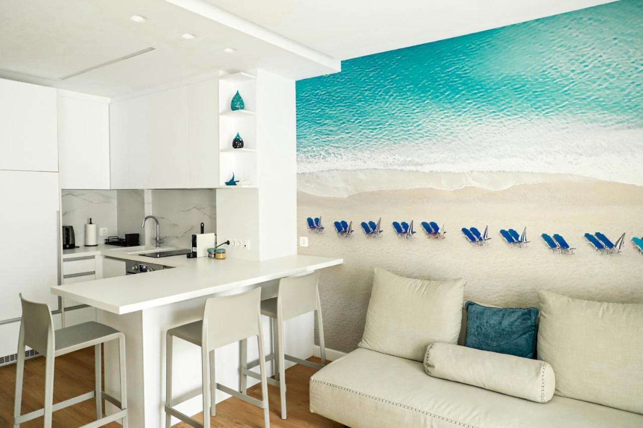 Renovated Apartment With Roof Garden Access, 15 M Walk To Acropolis Афины Экстерьер фото