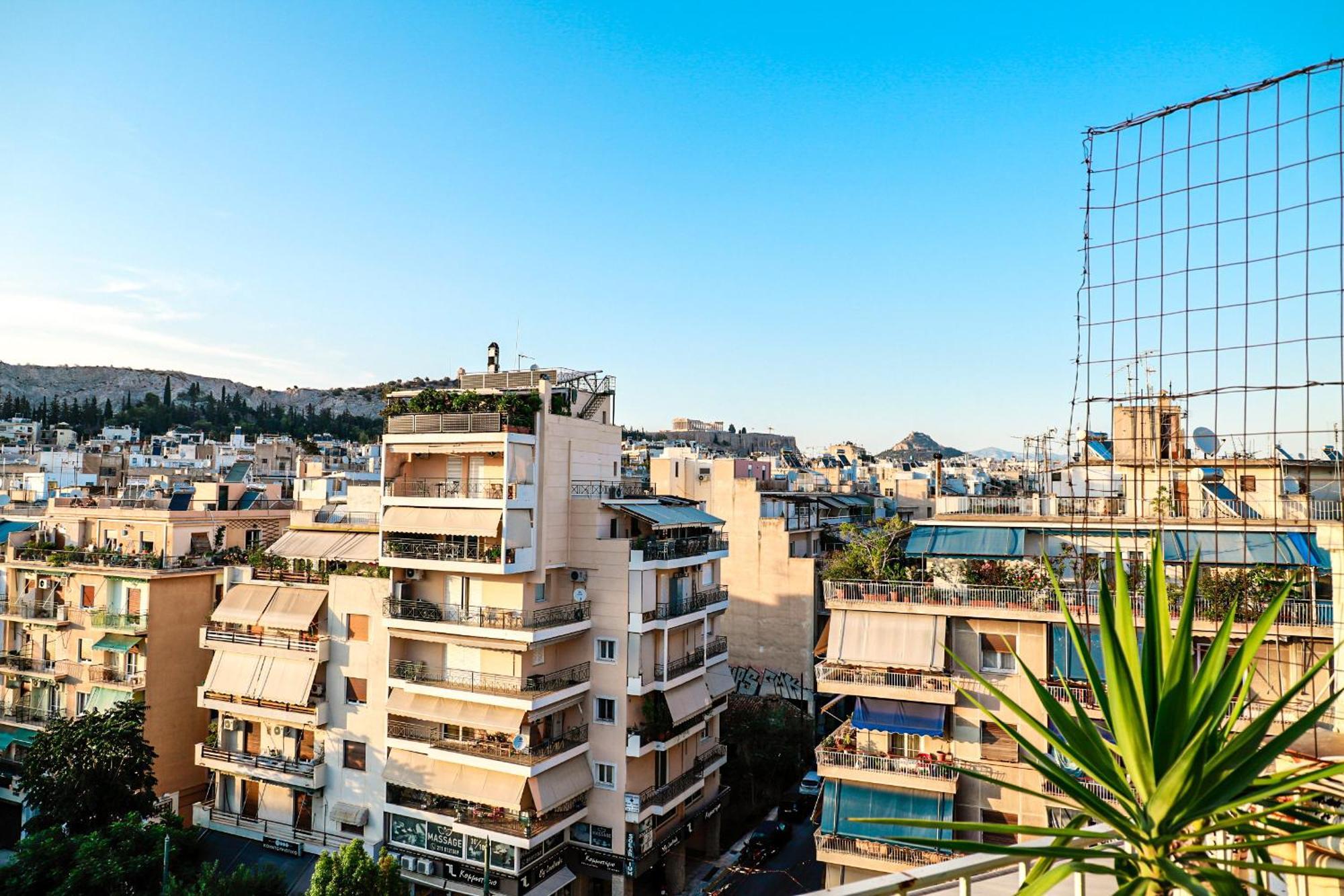 Renovated Apartment With Roof Garden Access, 15 M Walk To Acropolis Афины Экстерьер фото