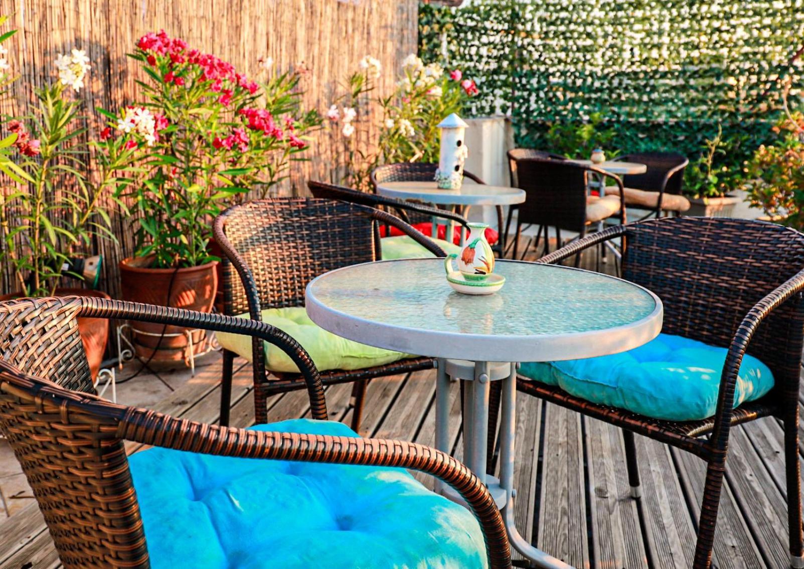 Renovated Apartment With Roof Garden Access, 15 M Walk To Acropolis Афины Экстерьер фото