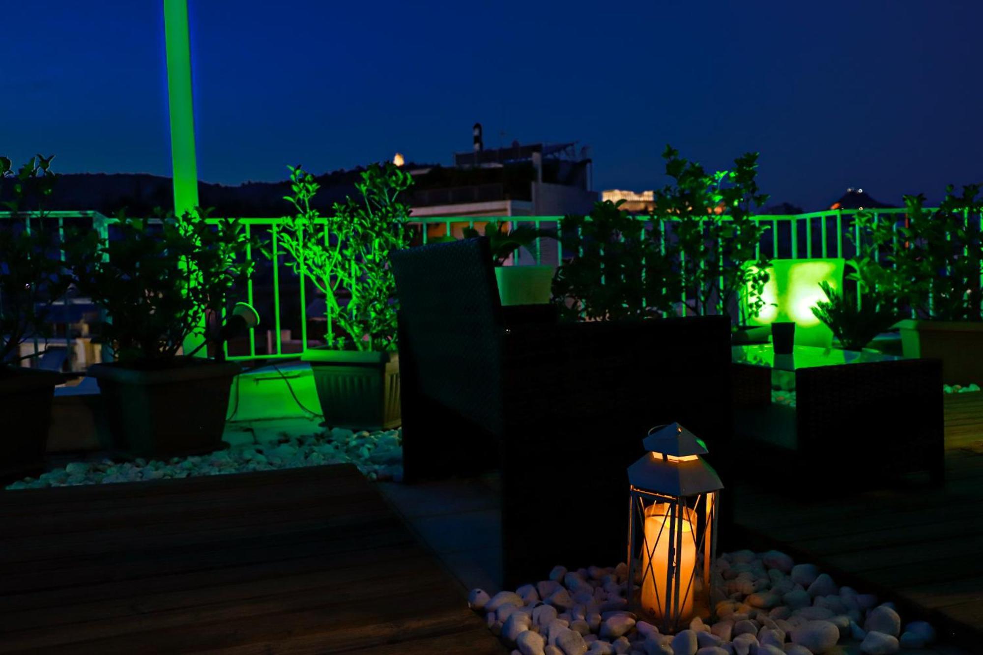 Renovated Apartment With Roof Garden Access, 15 M Walk To Acropolis Афины Экстерьер фото