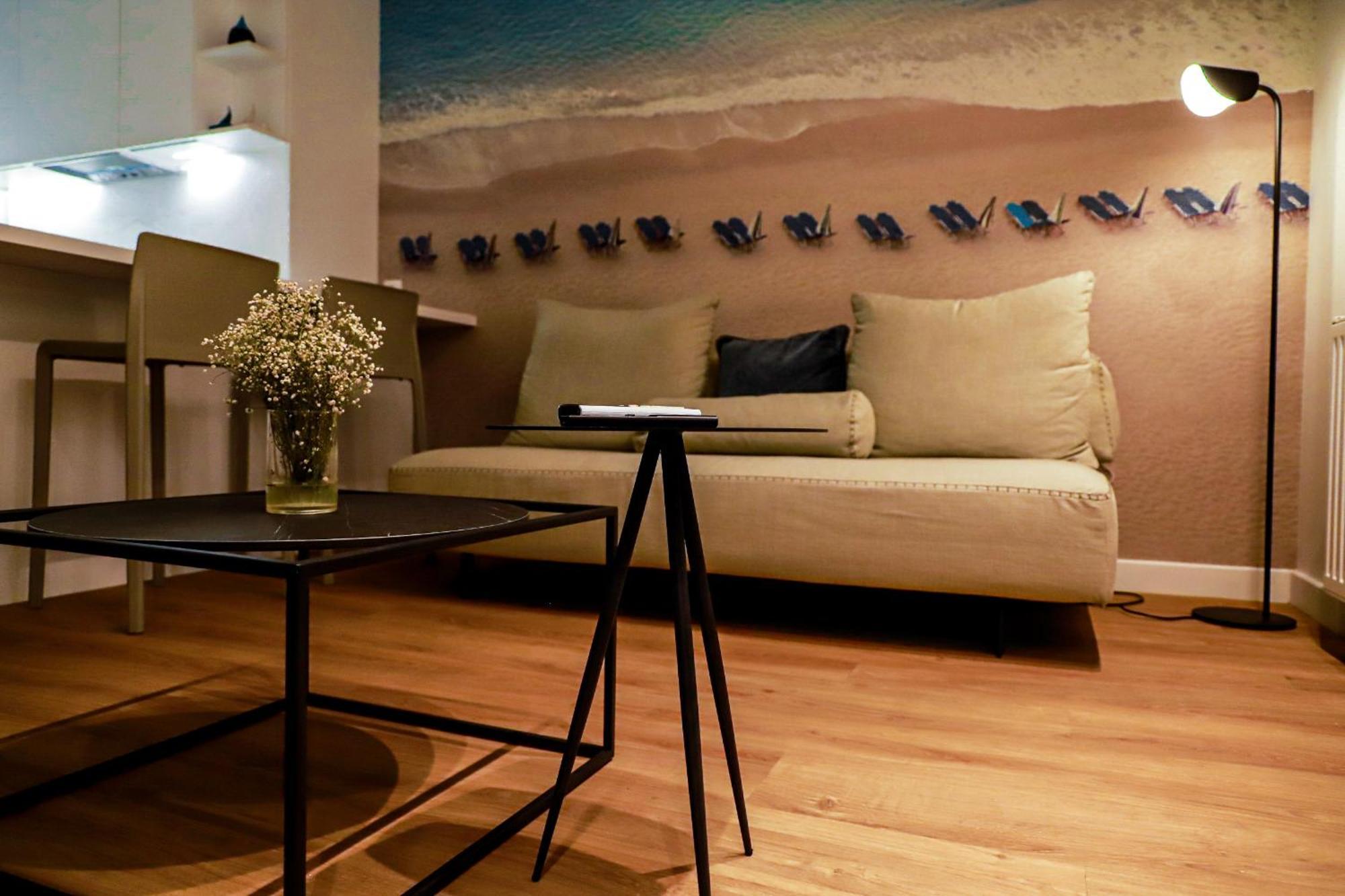 Renovated Apartment With Roof Garden Access, 15 M Walk To Acropolis Афины Экстерьер фото