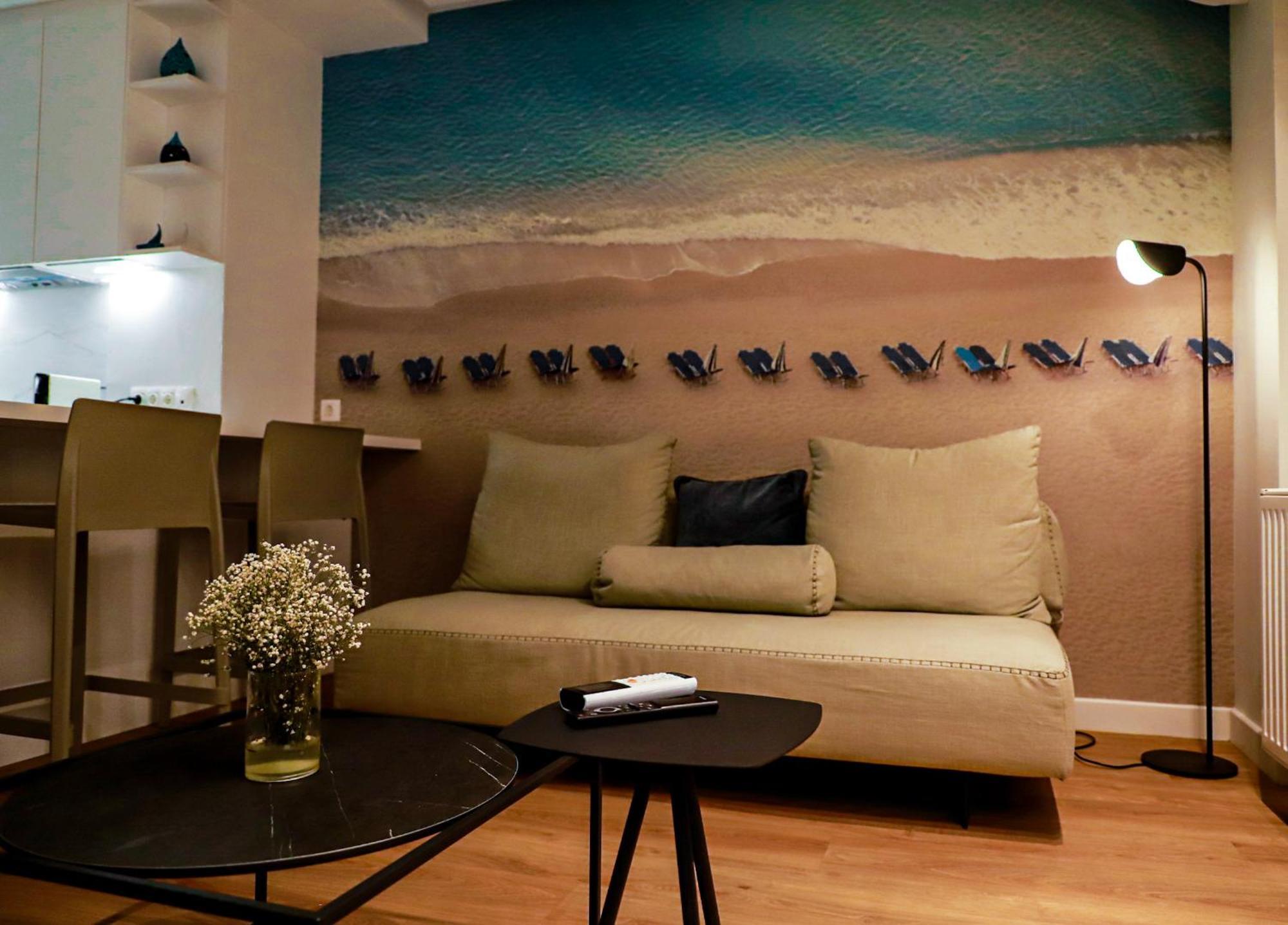 Renovated Apartment With Roof Garden Access, 15 M Walk To Acropolis Афины Экстерьер фото