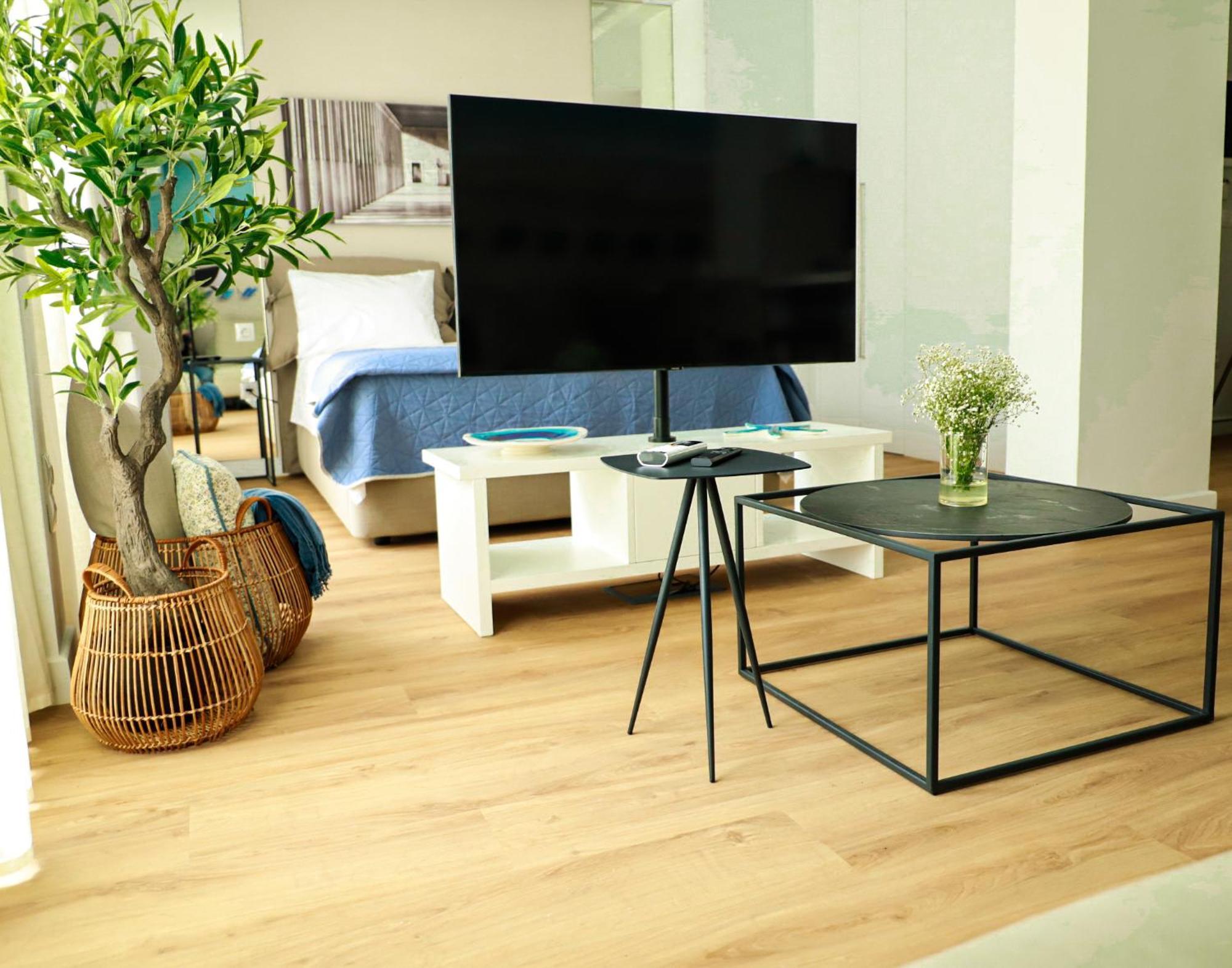 Renovated Apartment With Roof Garden Access, 15 M Walk To Acropolis Афины Экстерьер фото