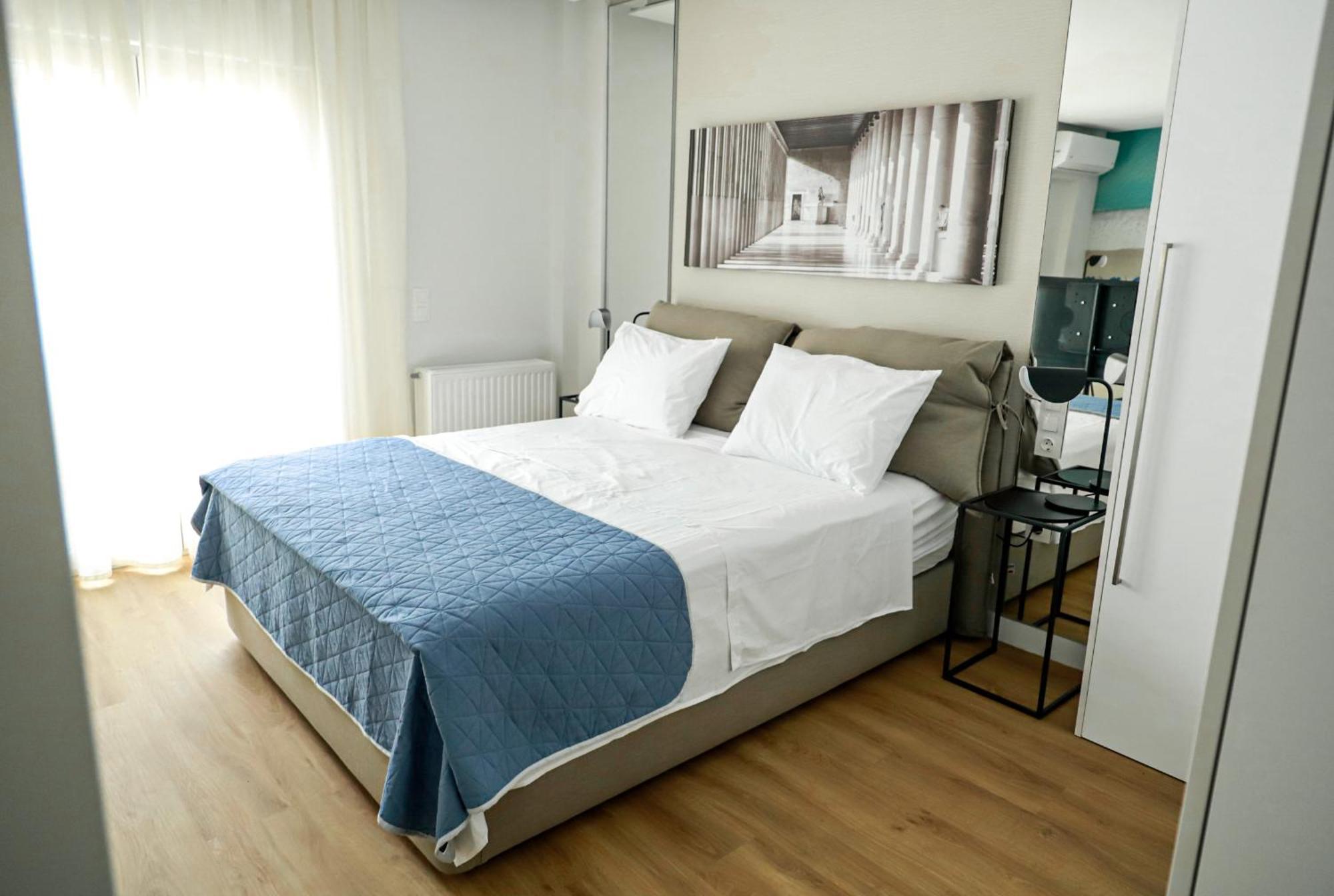 Renovated Apartment With Roof Garden Access, 15 M Walk To Acropolis Афины Экстерьер фото